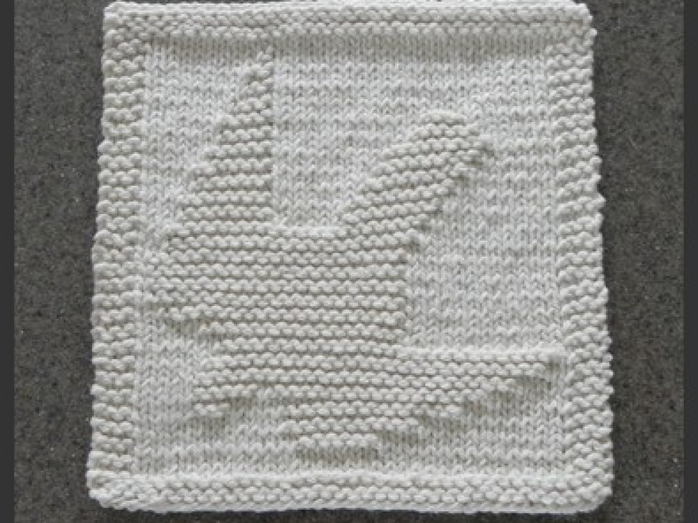 Falcons Knit Pattern PEREGRINE FALCON Knit Wash Cloth Pattern | Aunt Susan's Closet