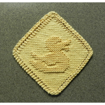 Diagonal RUBBER DUCK Wash Cloth Pattern